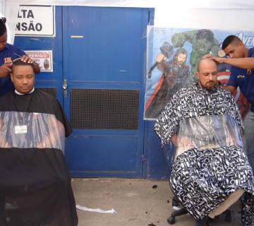 dia-do-homem-001-360x320-541a5da0215857451b6b4f2ae077e00b A&ccedil;&otilde;es Internas